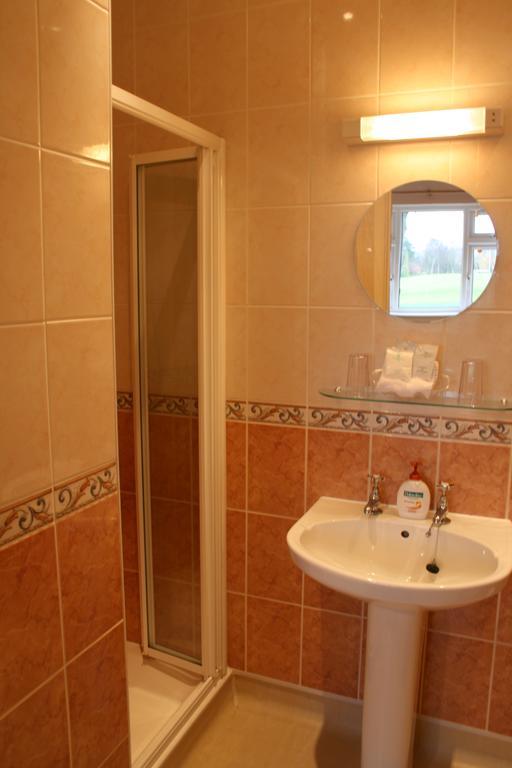 Bridge House B&B Τσέλτενχαμ Εξωτερικό φωτογραφία